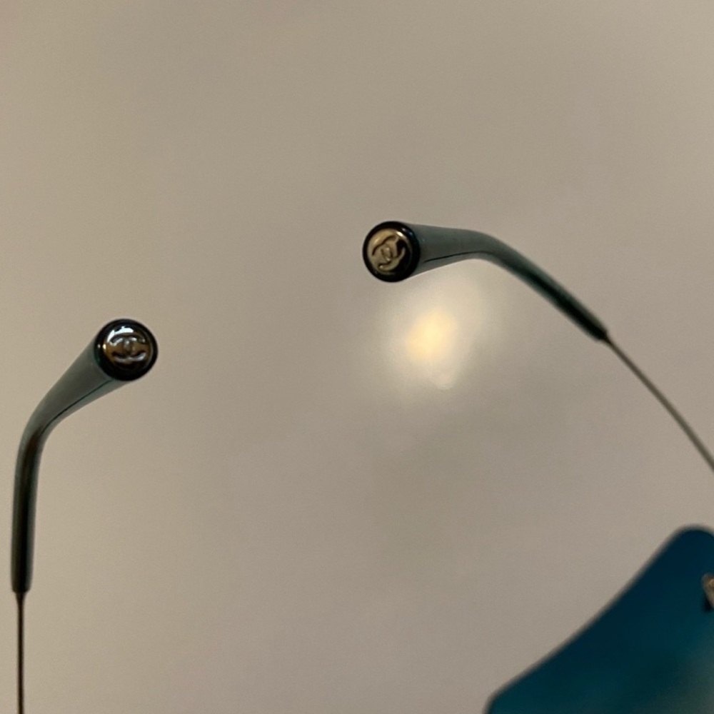 CHANEL RIMLESS SUNGLASSES - Picture 3 of 4